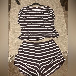 Old Navy Sunday Sleep Pajama T-Shirt & Shorts Lounge Set Large  Maroon & White